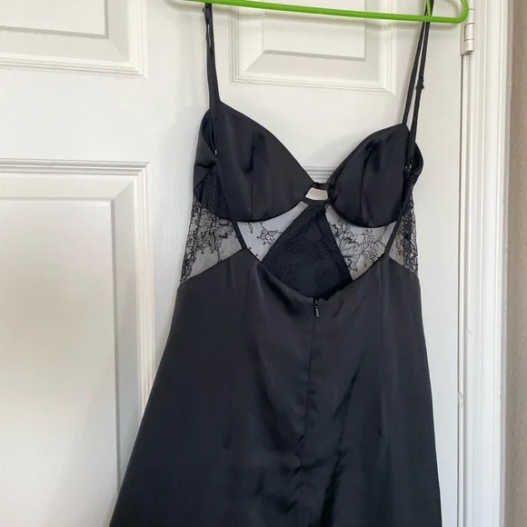 Katie May Black Lace Chemise - Picture 4 of 5